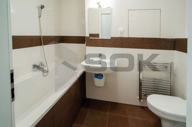 Bytový dům Znojemská (foto 2)